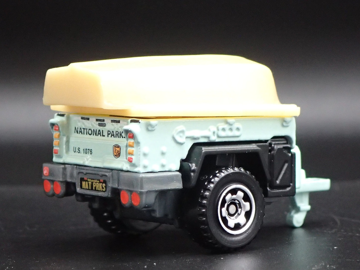 UTILITY CAMPING TRAILER NATIONAL PARKS RARE 1:64 SCALE DIORAMA DIECAST MODEL CAR