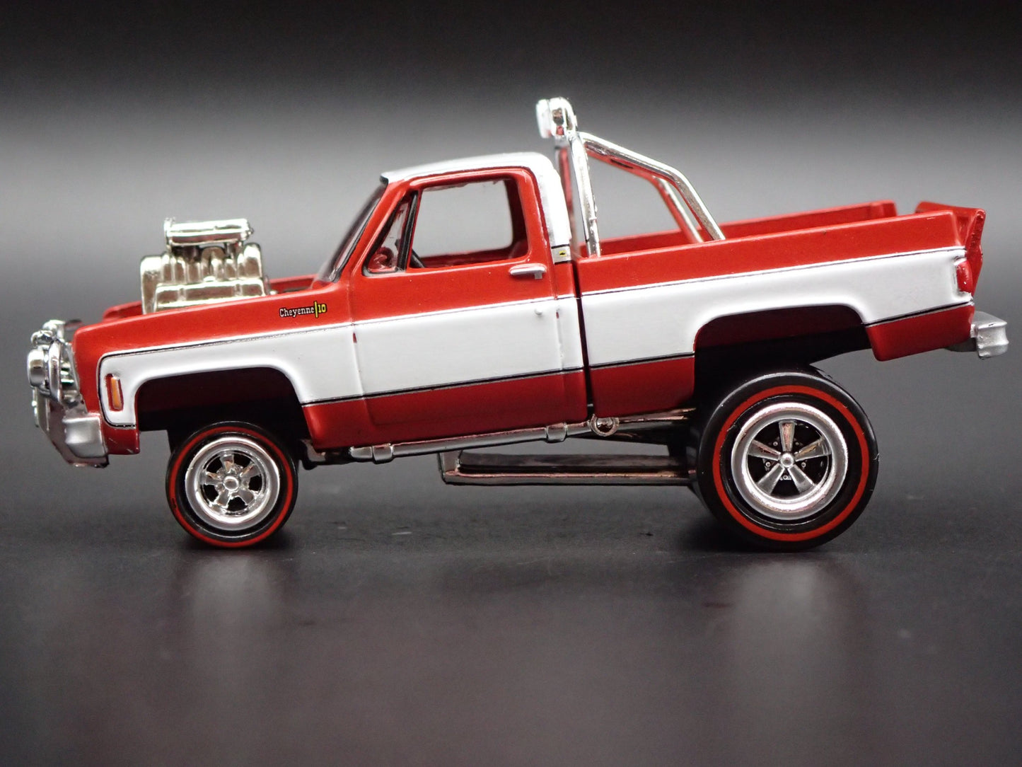 1973 CHEVY CHEVROLET PICKUP TRUCK ZINGER SQUAREBODY 1:64 SCALE DIECAST MODEL CAR