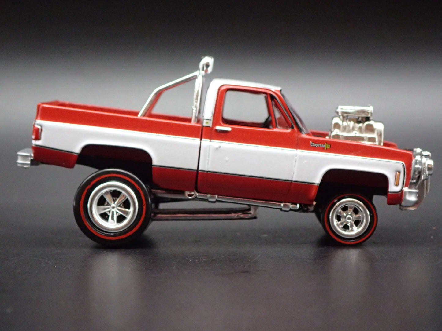 1973 CHEVY CHEVROLET PICKUP TRUCK ZINGER SQUAREBODY 1:64 SCALE DIECAST MODEL CAR