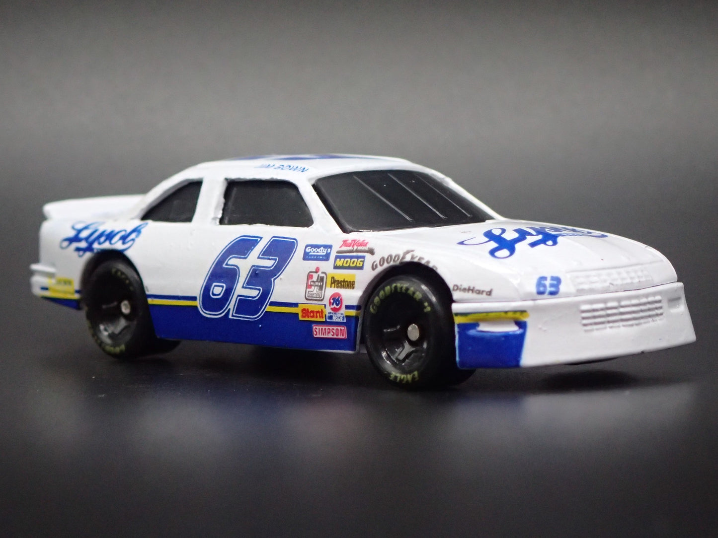 1994 94 CHEVROLET LUMINA 63 JIM BROWN NASCAR 1:64 SCALE DIECAST MODEL CAR