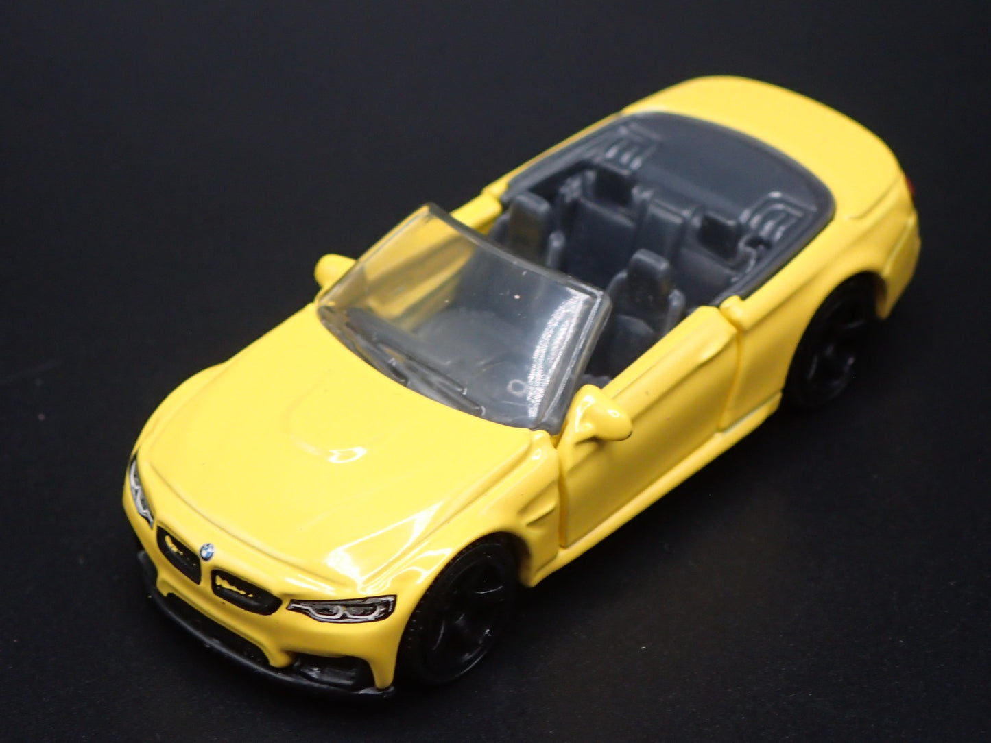 2014-2020 BMW M4 CABRIOLET CONVERTIBLE YELLOW 1:64 SCALE DIECAST MODEL CAR