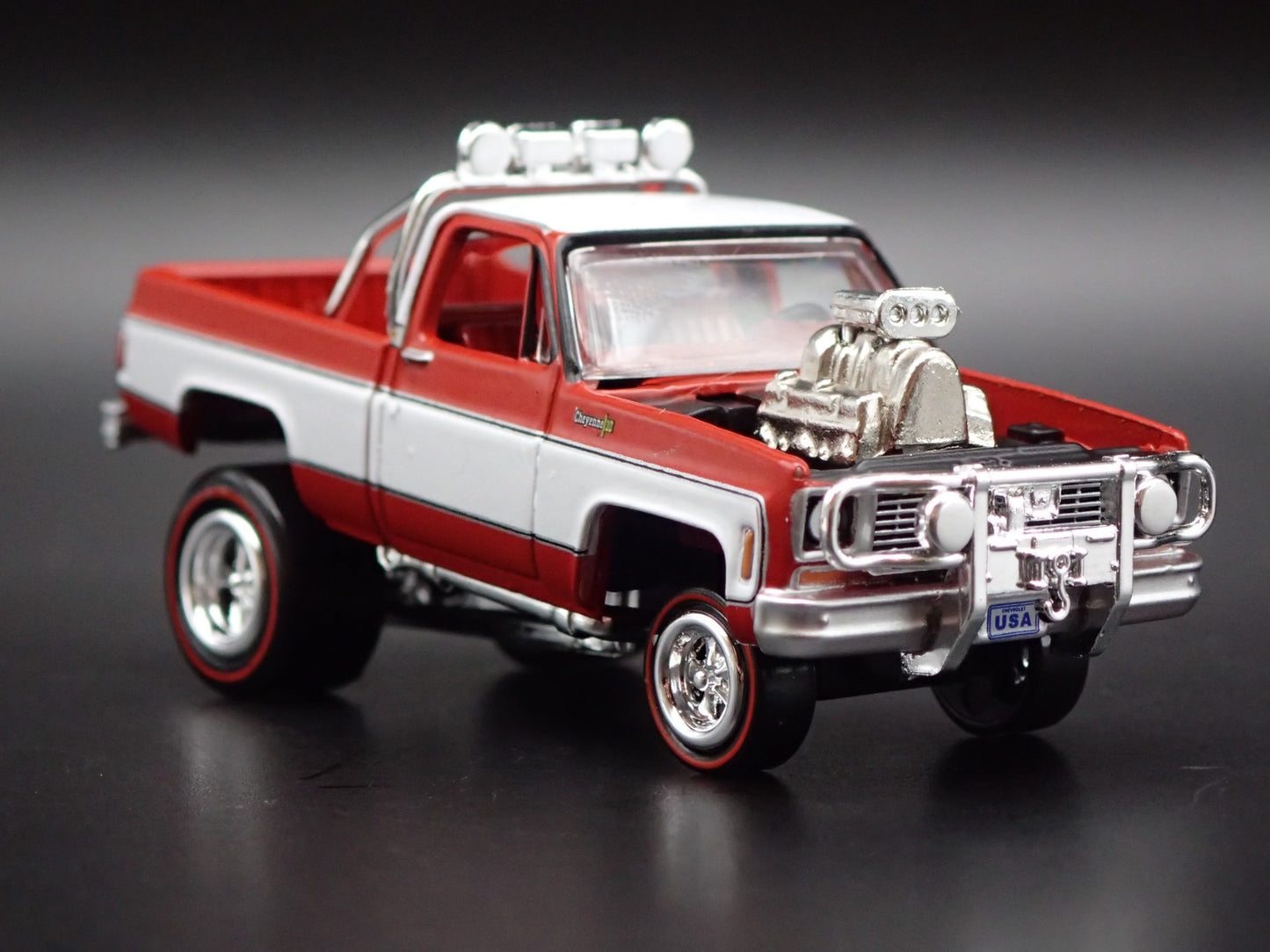 1973 CHEVY CHEVROLET PICKUP TRUCK ZINGER SQUAREBODY 1:64 SCALE DIECAST MODEL CAR