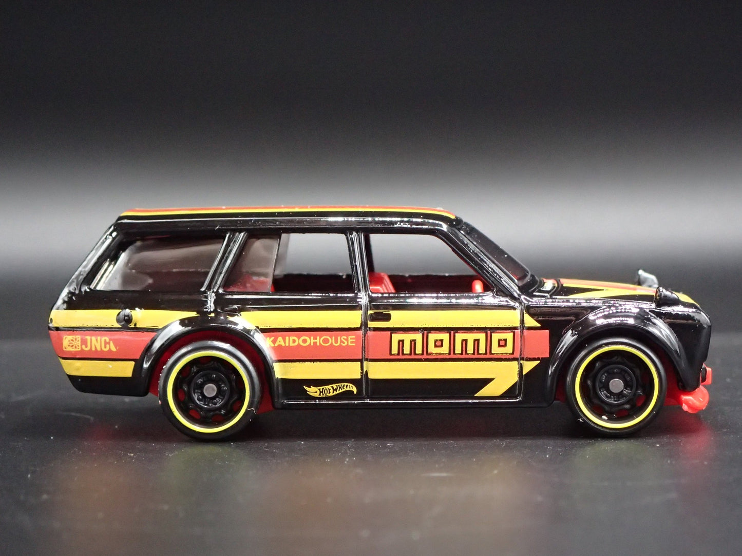 1968-1973 DATSUN 510 STATION WAGON MOMO 1:64 SCALE COLLECTIBLE DIECAST MODEL CAR
