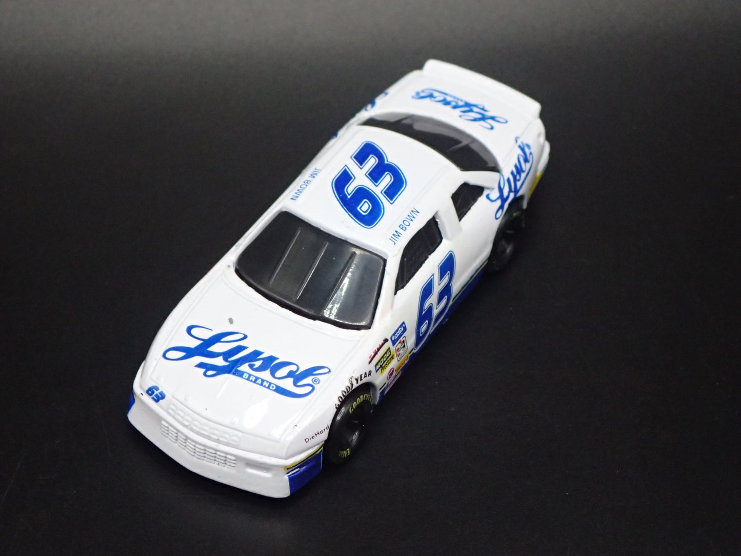 1994 94 CHEVROLET LUMINA 63 JIM BROWN NASCAR 1:64 SCALE DIECAST MODEL CAR