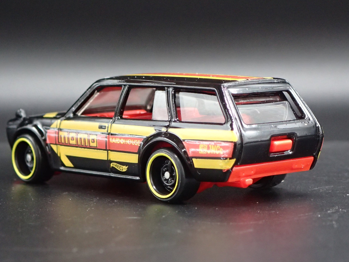 1968-1973 DATSUN 510 STATION WAGON MOMO 1:64 SCALE COLLECTIBLE DIECAST MODEL CAR