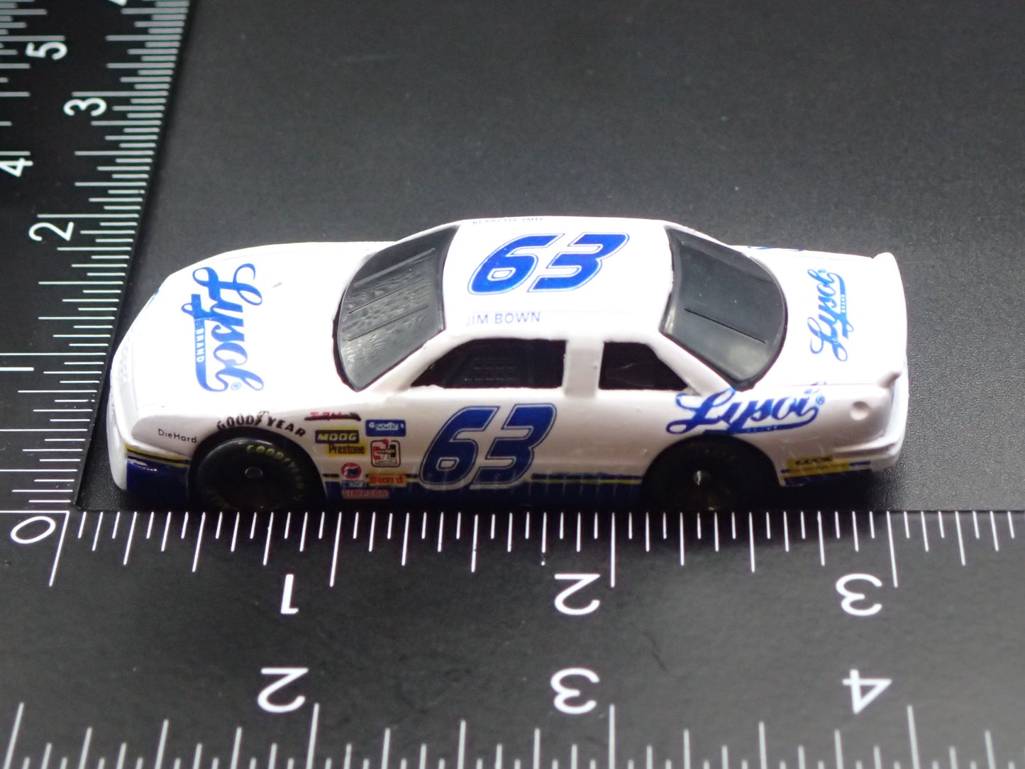 1994 94 CHEVROLET LUMINA 63 JIM BROWN NASCAR 1:64 SCALE DIECAST MODEL CAR