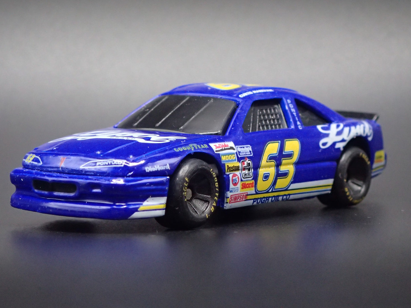 1995 95 PONTIAC GRAND PRIX 63 CURTIS MARKHAM NASCAR 1:64 SCALE DIECAST MODEL CAR