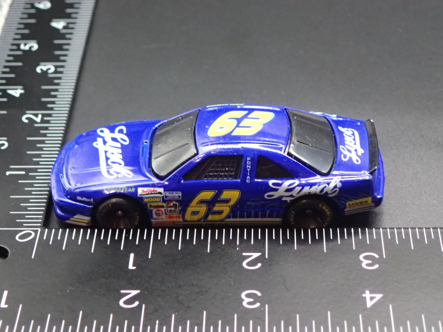 1995 95 PONTIAC GRAND PRIX 63 CURTIS MARKHAM NASCAR 1:64 SCALE DIECAST MODEL CAR