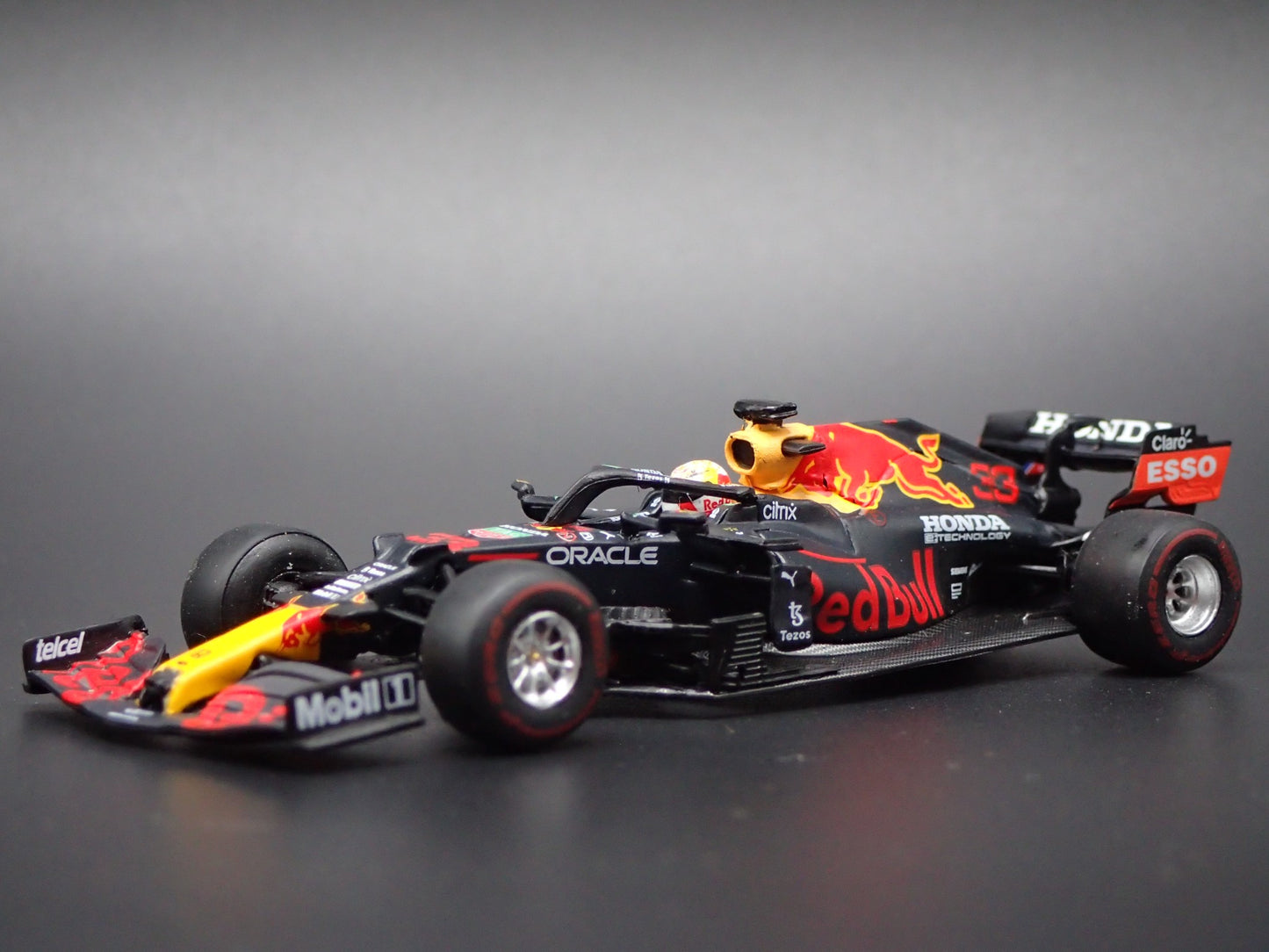 RED BULL RACING RB16B 33 MAX VERSTAPPEN F1 RACING 1:64 SCALE DIECAST MODEL CAR