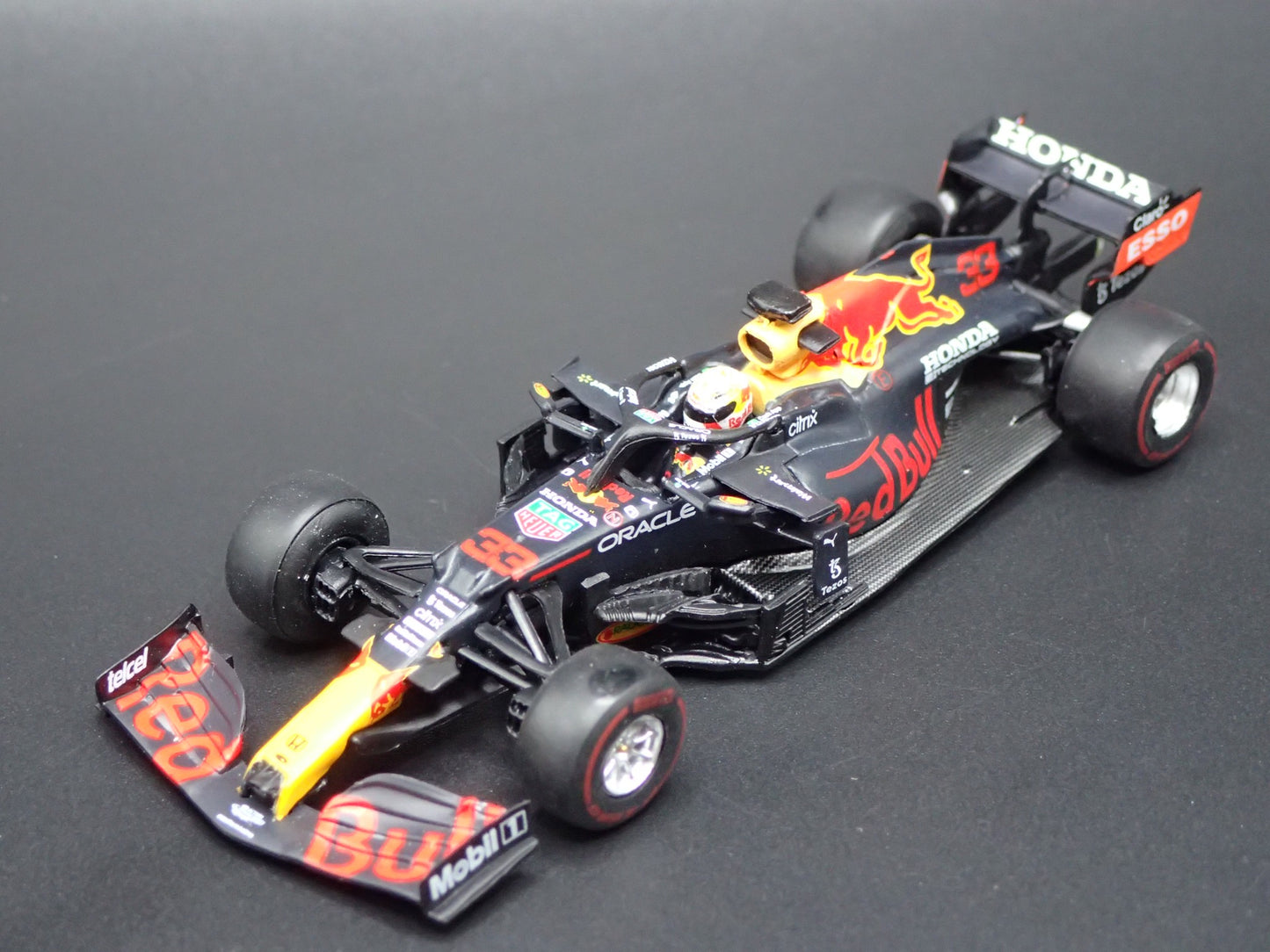 RED BULL RACING RB16B 33 MAX VERSTAPPEN F1 RACING 1:64 SCALE DIECAST MODEL CAR