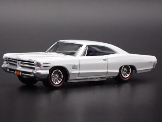 1965 65 PONTIAC CATALINA 2+2 ROYAL BOBCAT 1/64 SCALE DIORAMA DIECAST MODEL CAR