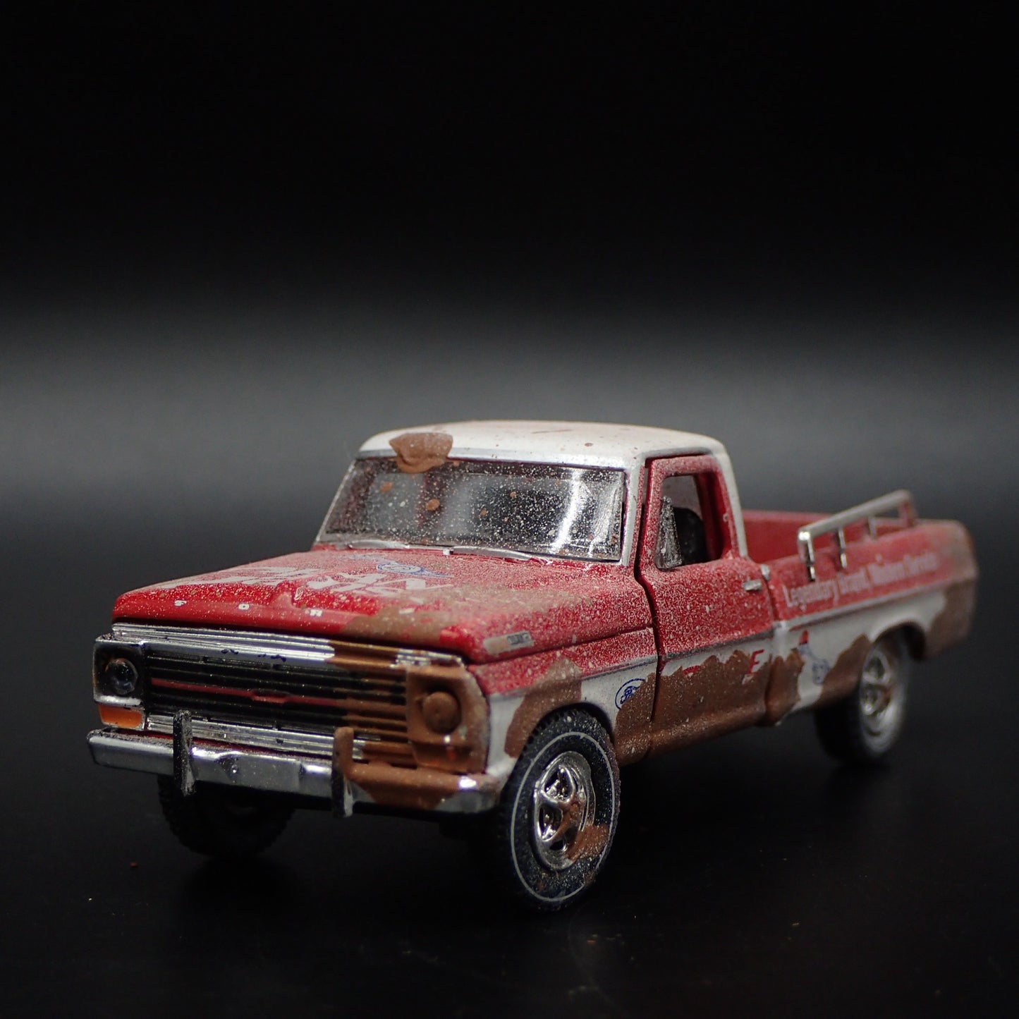 1969 69 FORD F100 RANGER PICKUP TRUCK CRANE CAMS BARN FND 1:64 DIECAST MODEL CAR