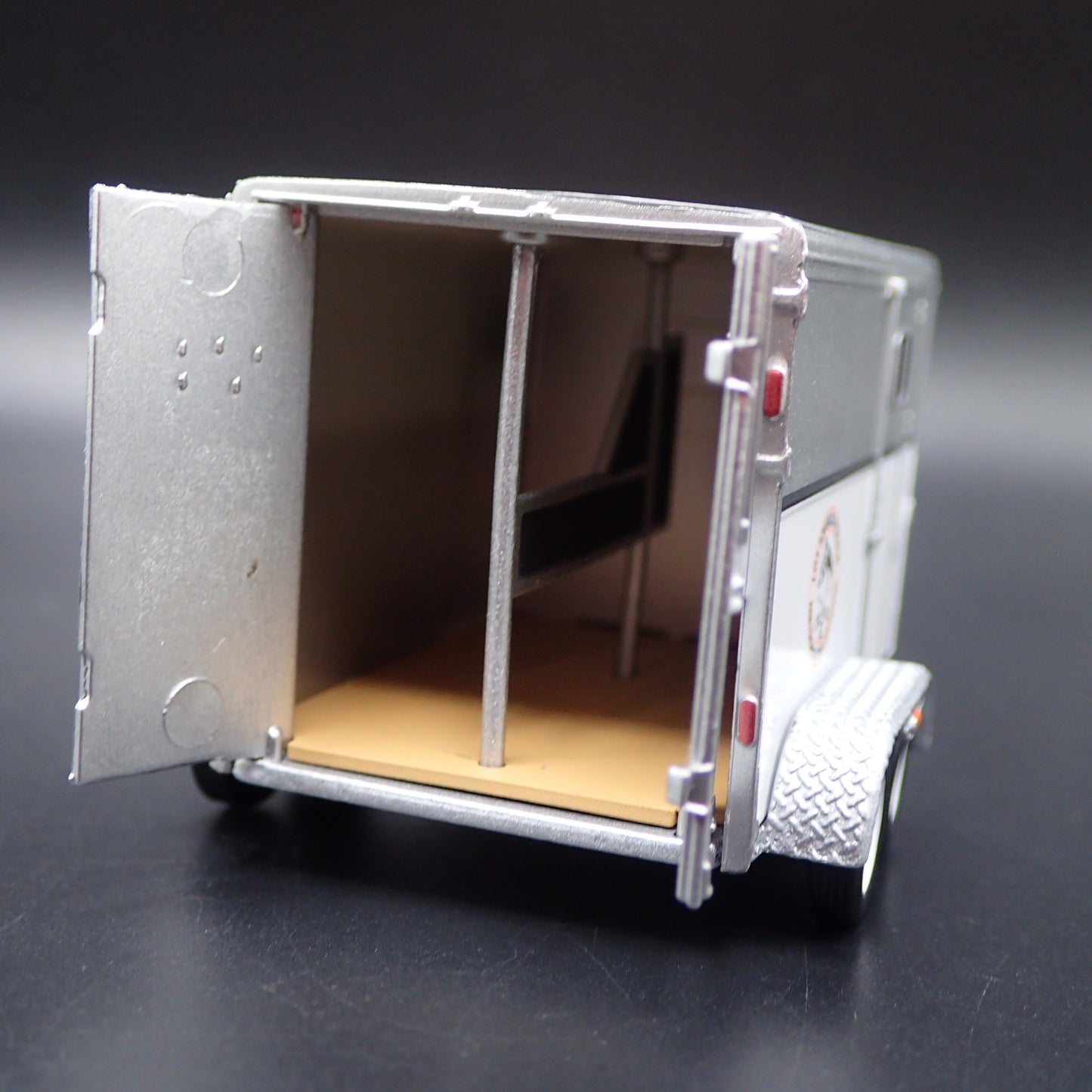 LAPD MOUNTED PLATOON HORSE TRAILER W/ HITCH  1/64 SCALE DIECAST MODEL CAR