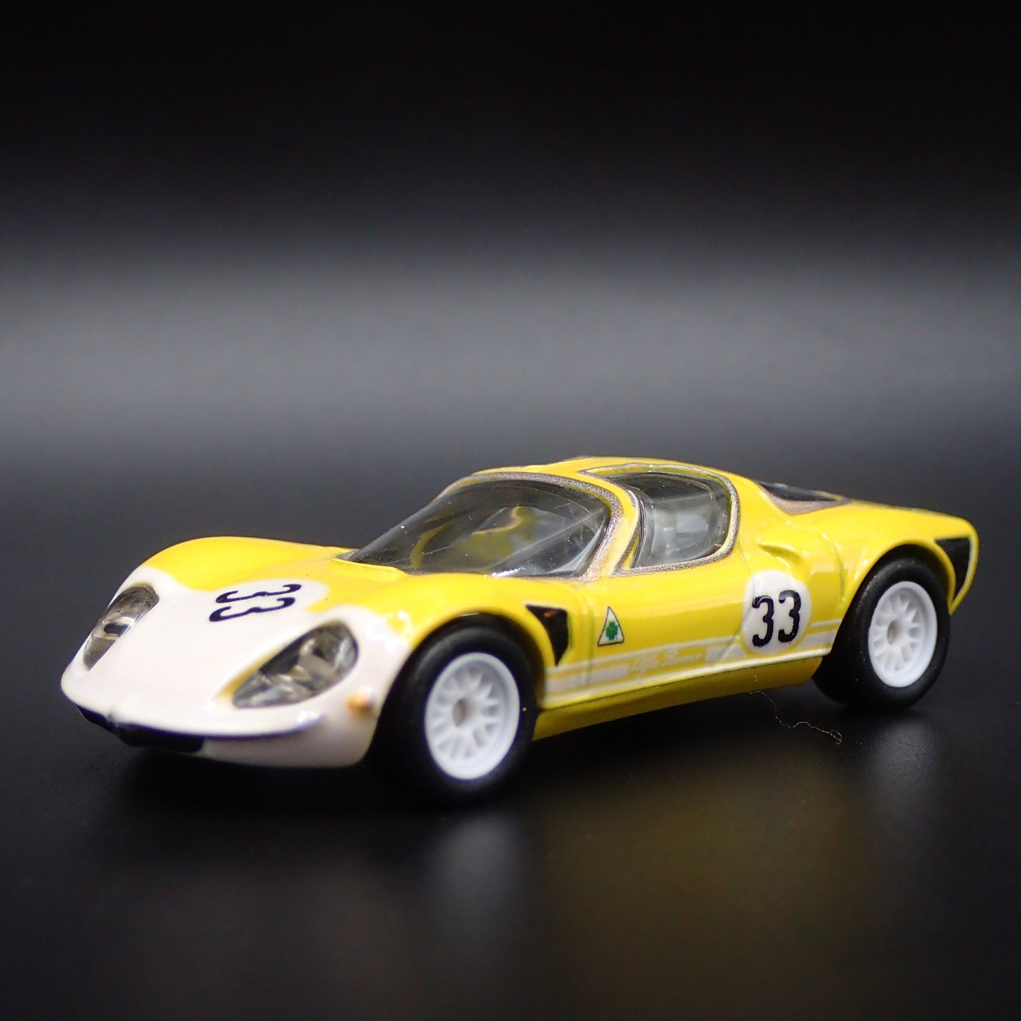 1967-1969 ALFA ROMEO 33 STRADALE YELLOW 1:64 SCALE DIORAMA DIECAST MODEL CAR