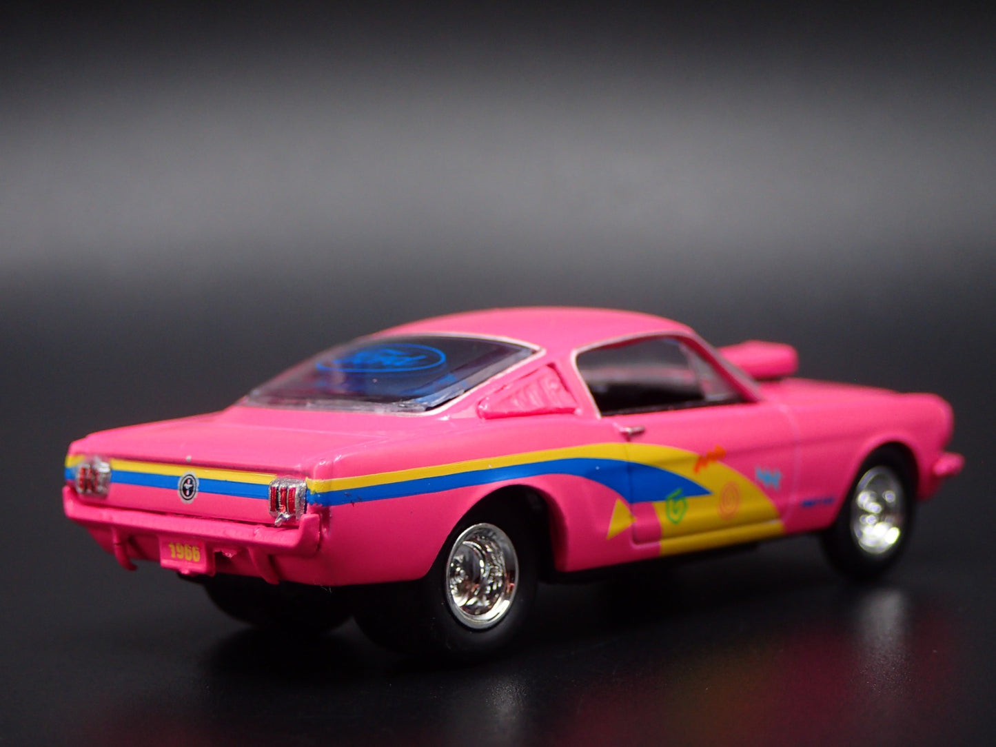 1966 66 FORD MUSTANG FASTBACK 2+2 PINK 1:64 SCALE COLLECTIBLE DIECAST MODEL CAR