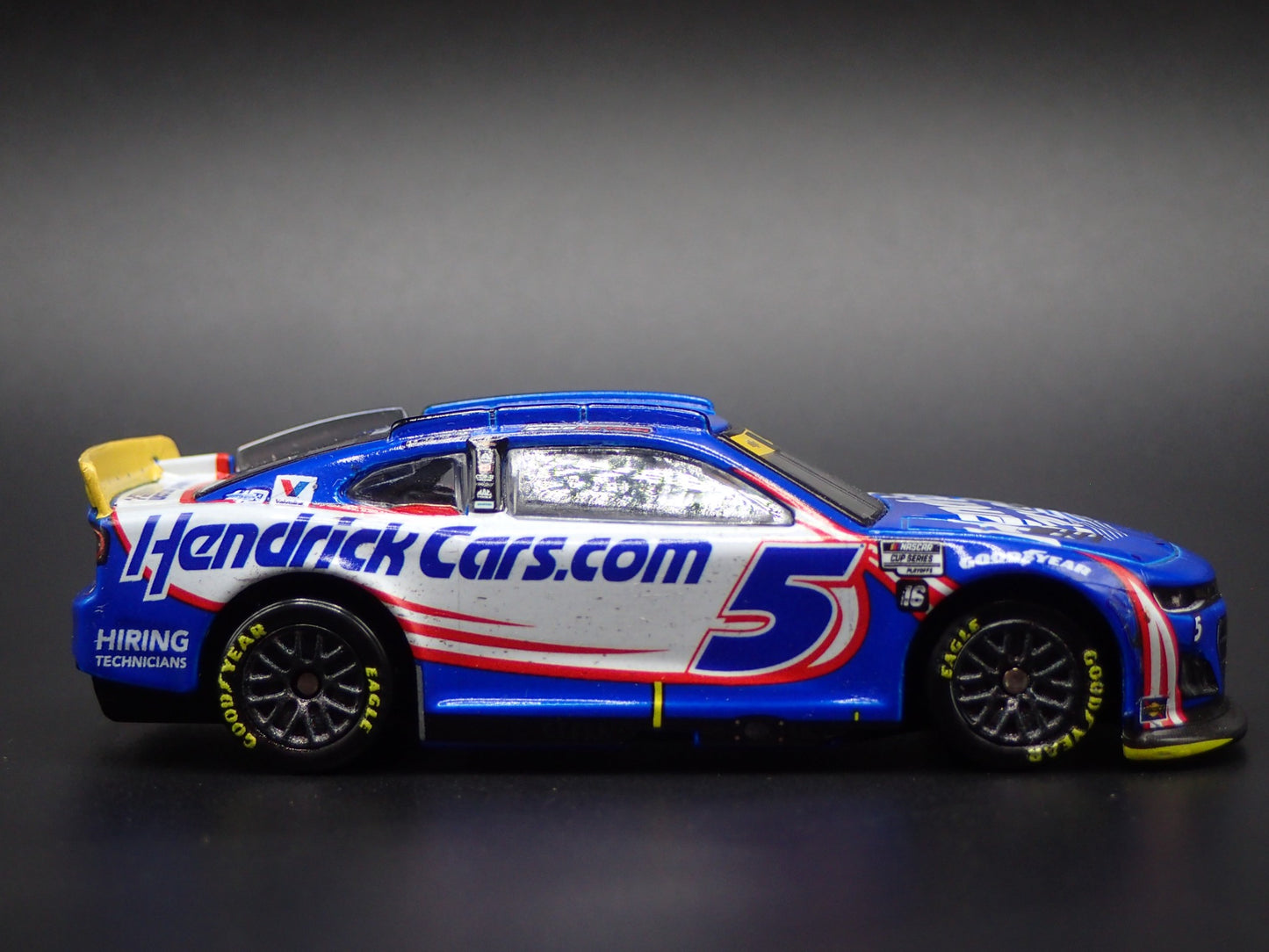 2024 CHEVY CAMARO ZL1 5 KYLE LARSON HENDRICKCARS NASCAR 1:64 DIECAST MODEL CAR