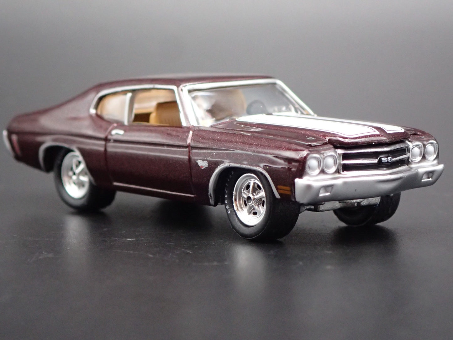 1970 70 CHEVY CHEVROLET CHEVELLE SS 454 1:64 SCALE DIORAMA DIECAST MODEL CAR