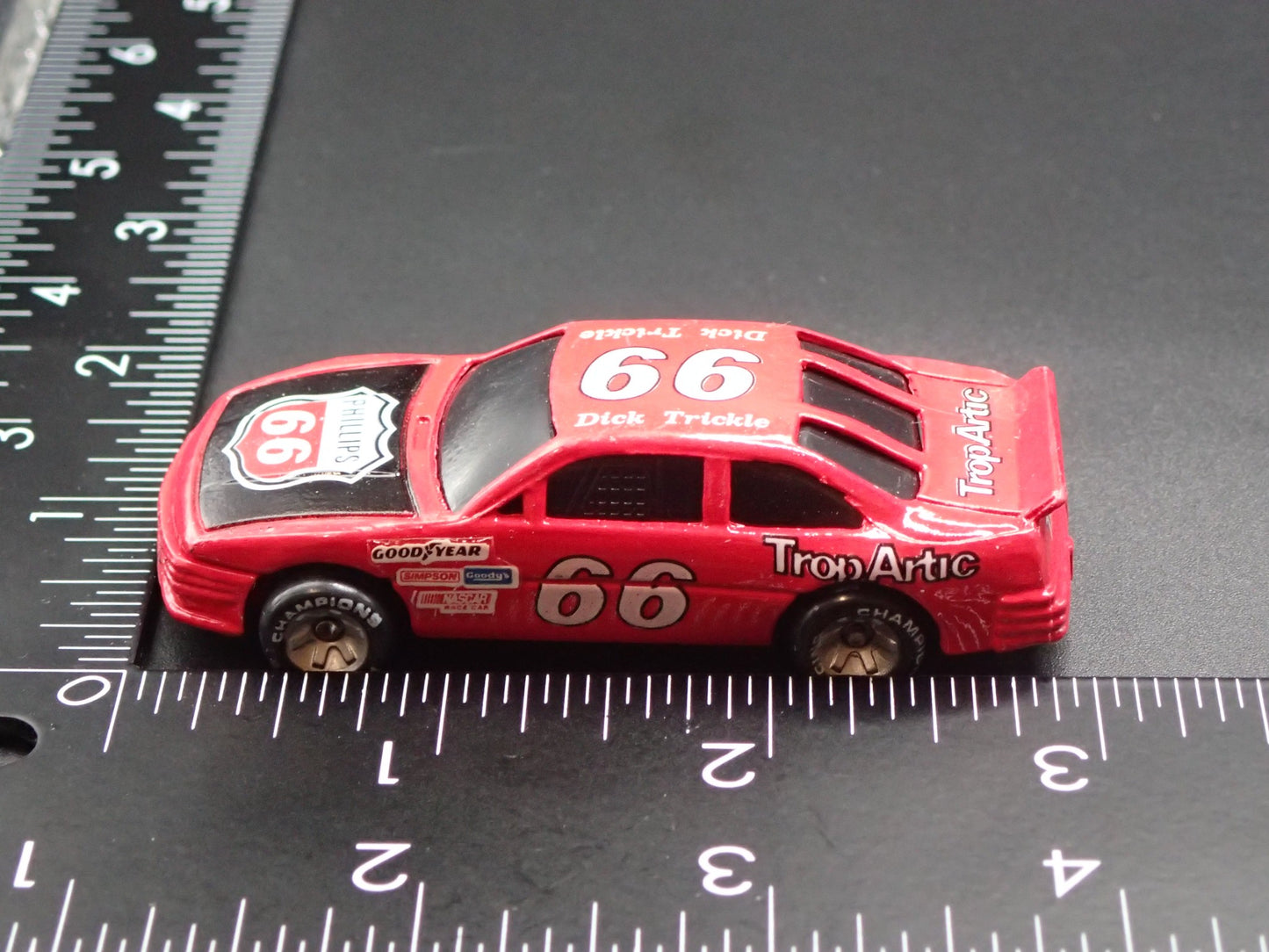 1991 91 PONTIAC GRAND PRIX 66 DICK TRICKLE NASCAR 1:64 SCALE DIECAST MODEL CAR