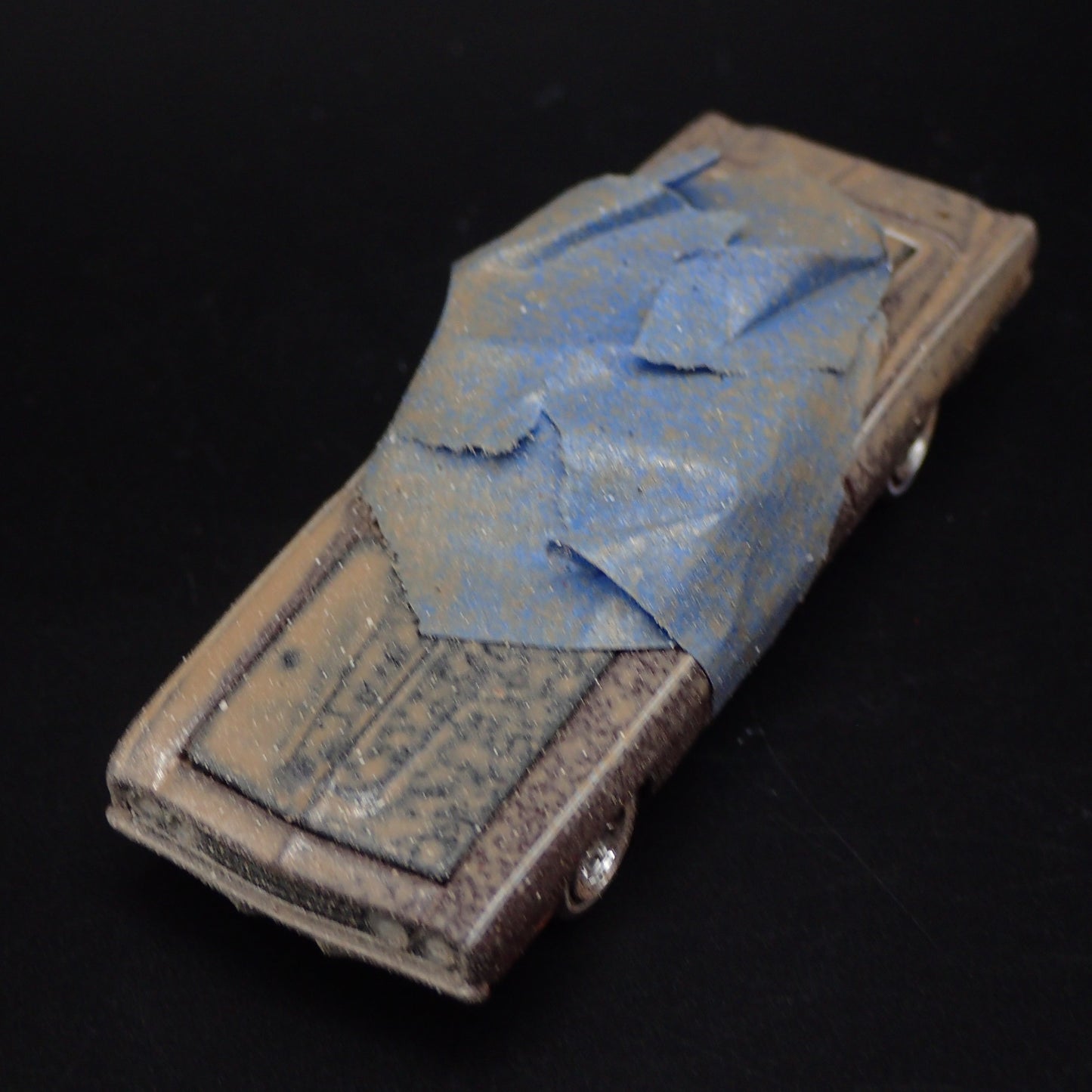 1969 69 FORD TORINO TALLADEGA BARN FIND 1:64 SCALE DIORAMA DIECAST MODEL CAR