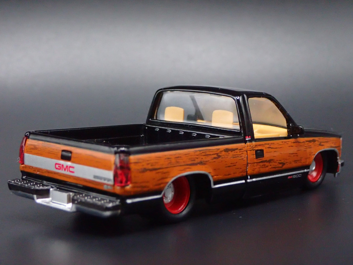 1989 89 GMC SIERRA 1500 PICKUP TRUCK 1/64 SCALE COLLECTIBLE DIECAST MODEL CAR