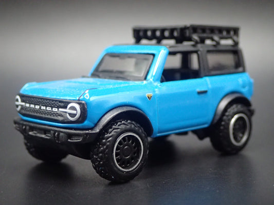 2021-2026 FORD BRONCO 2 TWO DOOR w/ HITCH 1:64 SCALE DIORAMA DIECAST MODEL CAR