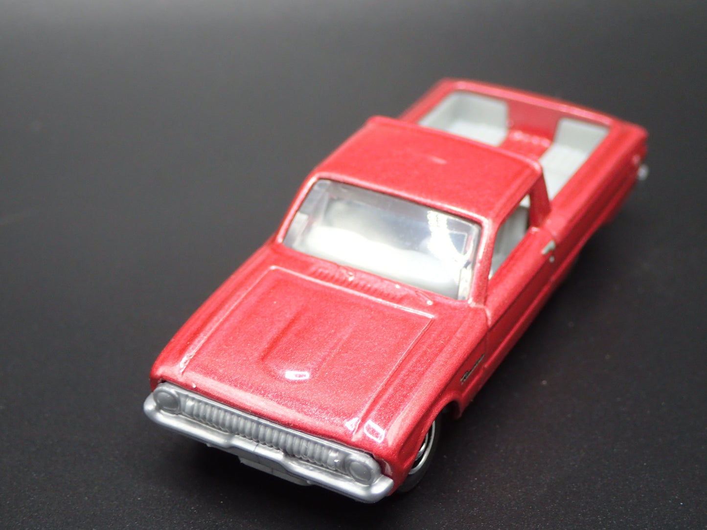 1961 61 FORD RANCHERO PICKUP TRUCK ROSE 1:64 SCALE DIORAMA DIECAST MODEL CAR