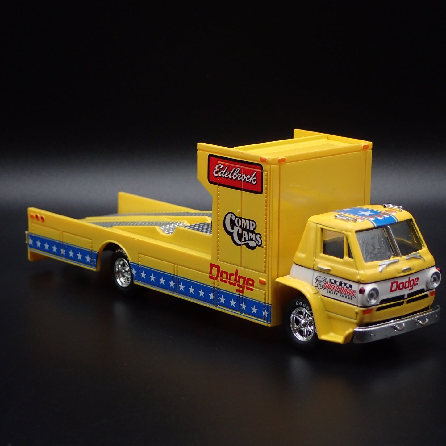 1966 66 DODGE L600 COE RAMP TRUCK HAULER EDELBROCK 1:64 SCALE DIECAST MODEL CAR