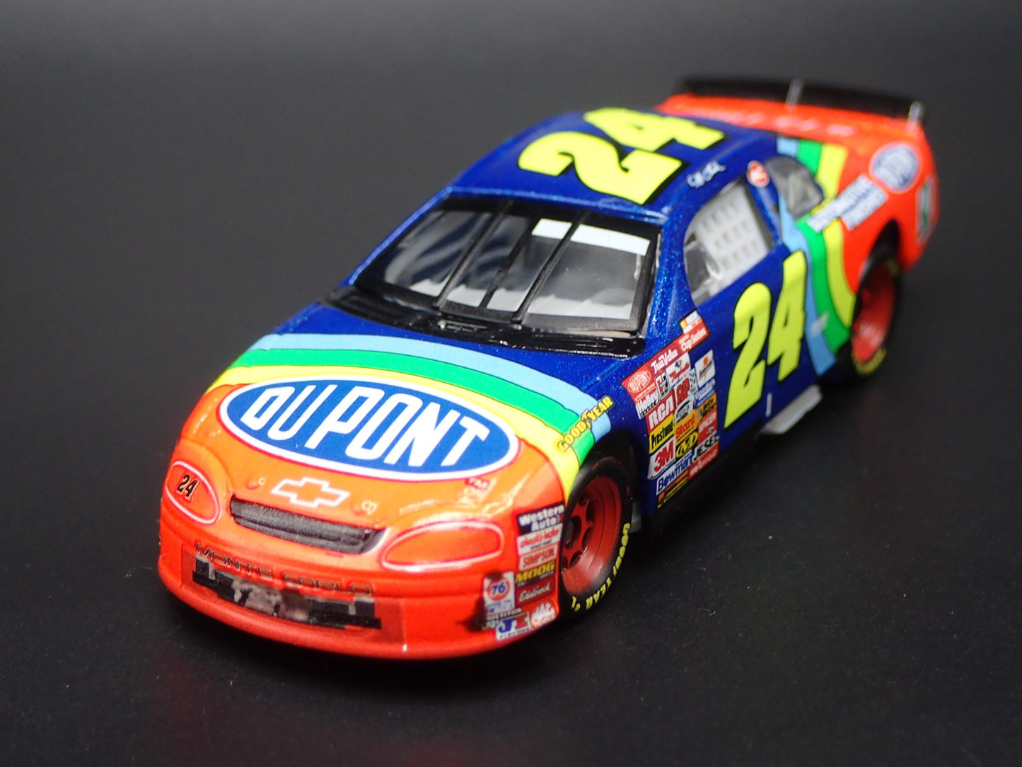 1996 CHEVY CHEVROLET MONTE CARLO JEFF GORDON NASCAR 1:64 SCALE DIECAST MODEL CAR