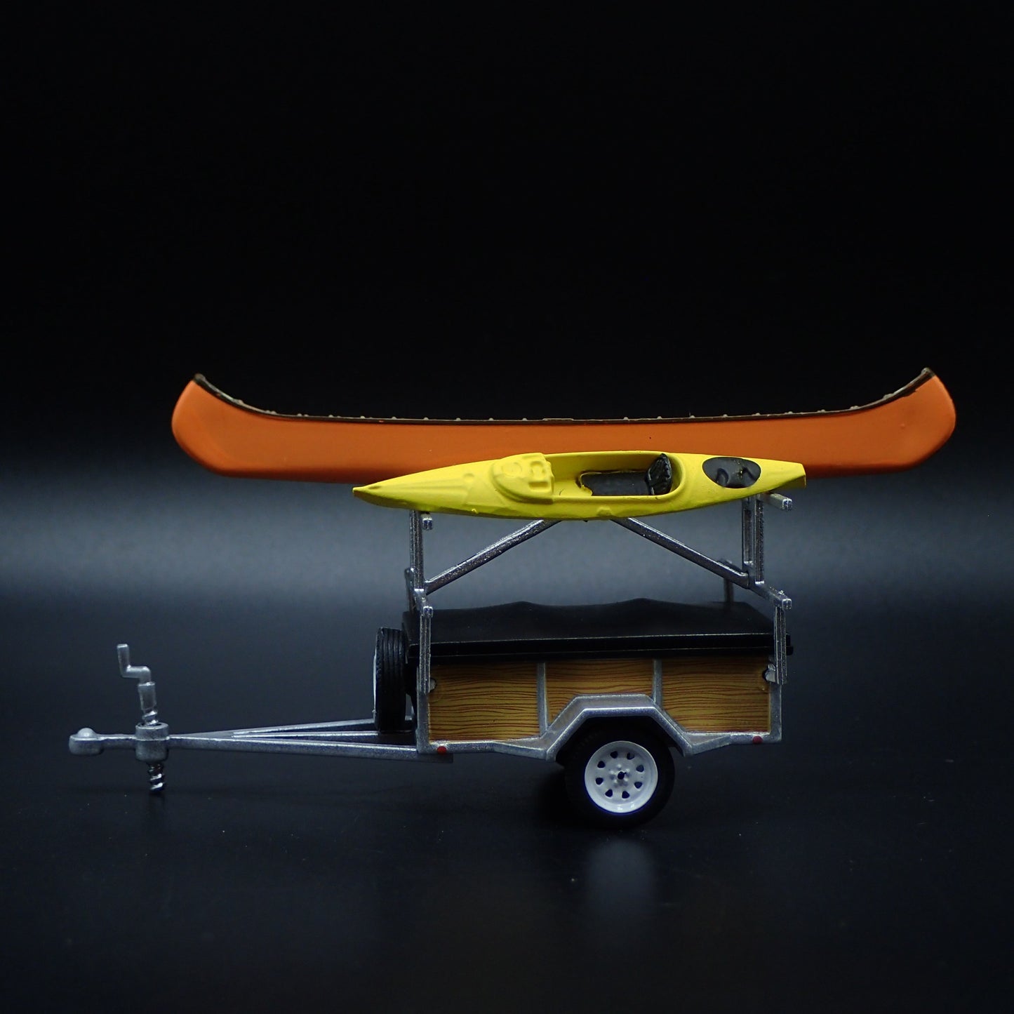 CANOE AND KAYAK TRAILER HITCH 1:64 SCALE DIORAMA COLLECTIBLE DIECAST MODEL BOAT