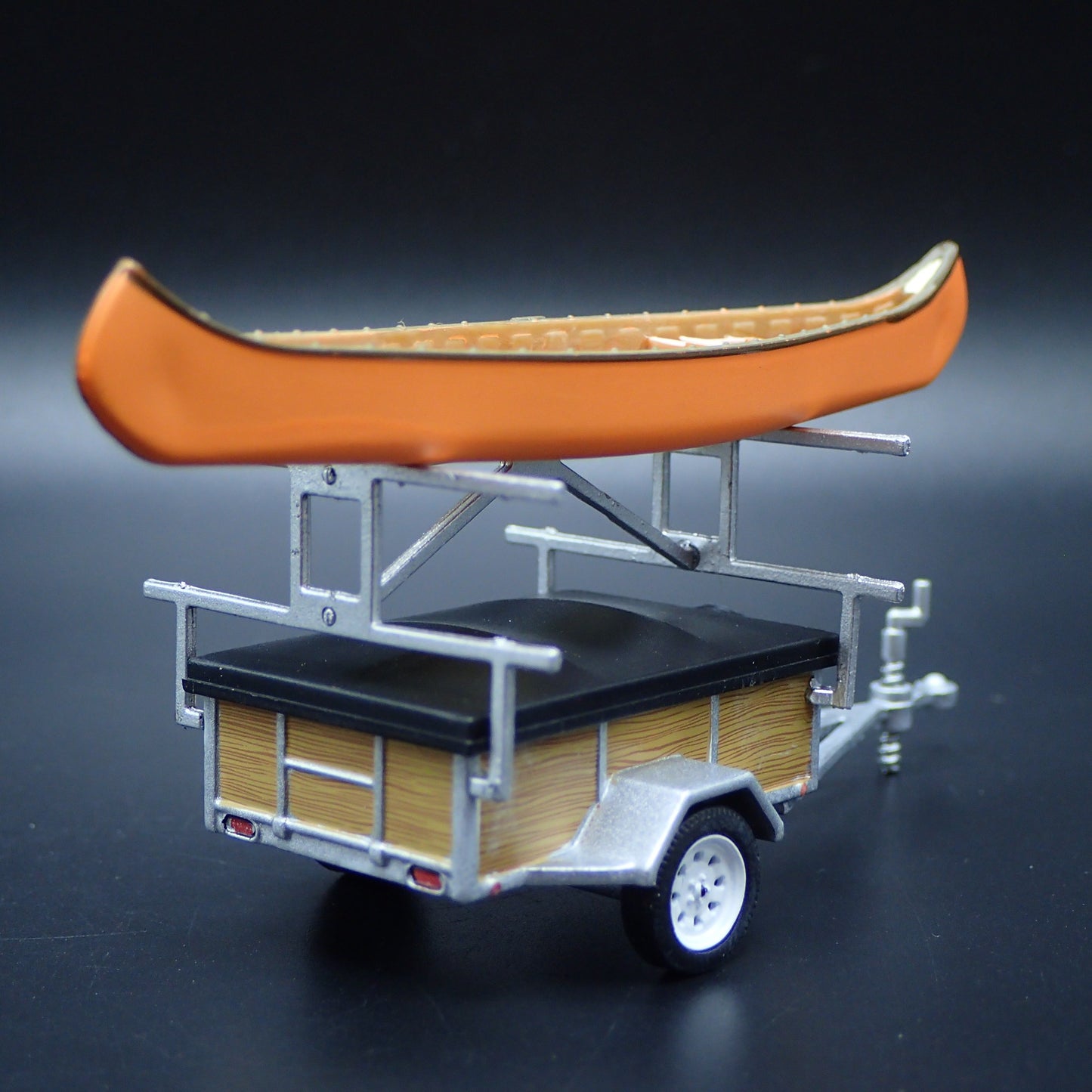 CANOE AND KAYAK TRAILER HITCH 1:64 SCALE DIORAMA COLLECTIBLE DIECAST MODEL BOAT