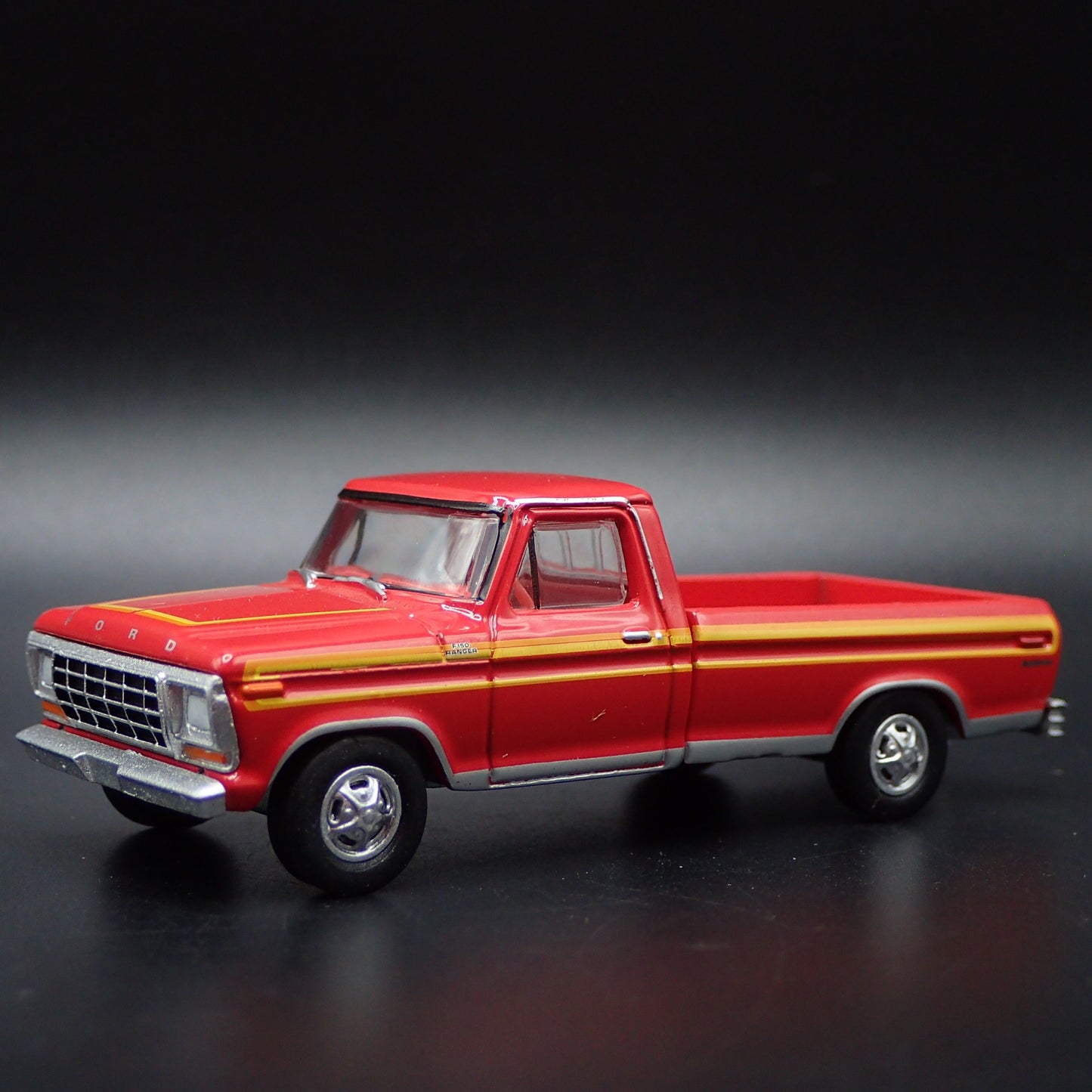 1978 78 FORD F150 RANGER EXPLORER PICKUP TRUCK RED 1/64 SCALE DIECAST MODEL CAR