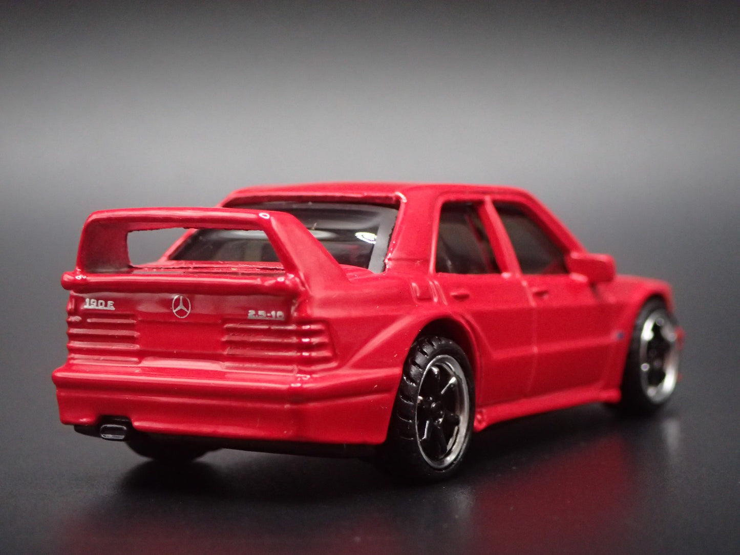 MERCEDES-BENZ 190E 2.5-16 EVOLUTION II RED 1:64 SCALE DIORAMA DIECAST MODEL CAR