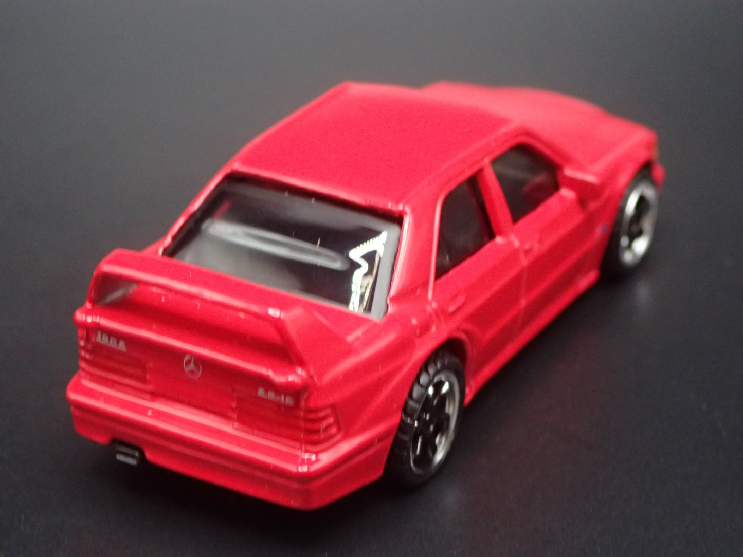 MERCEDES-BENZ 190E 2.5-16 EVOLUTION II RED 1:64 SCALE DIORAMA DIECAST MODEL CAR