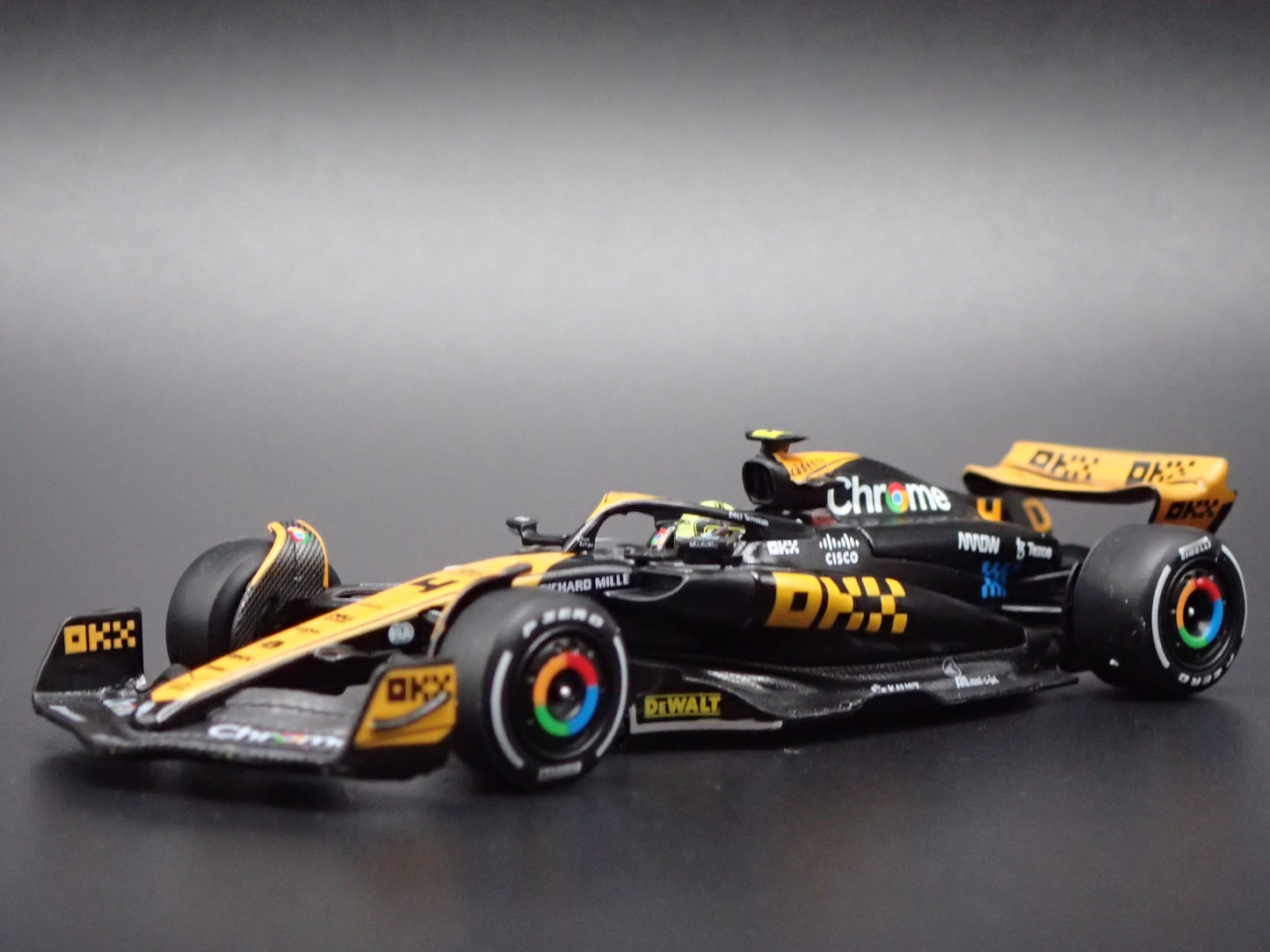 MCLAREN MCL60 #4 2023 LANDO NORRIS F1 JAPANESE GP 1:64 SCALE DIECAST MODEL CAR