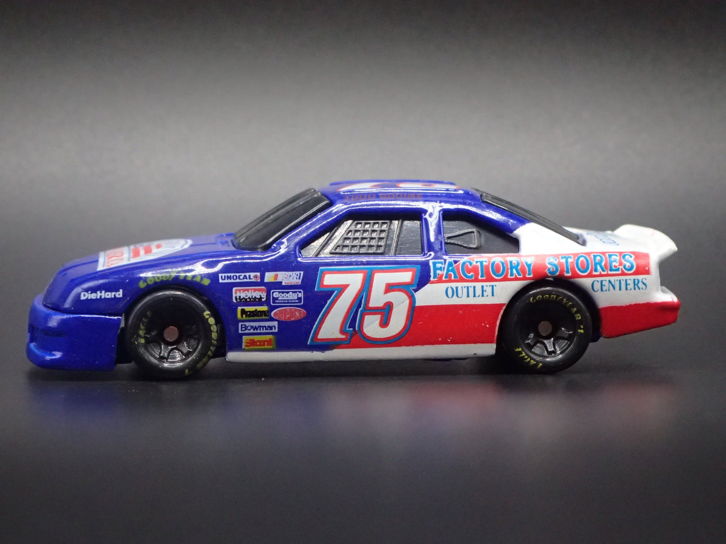1994 94 FORD THUNDERBIRD 75 TODD BODINE NASCAR 1:64 SCALE DIECAST MODEL CAR