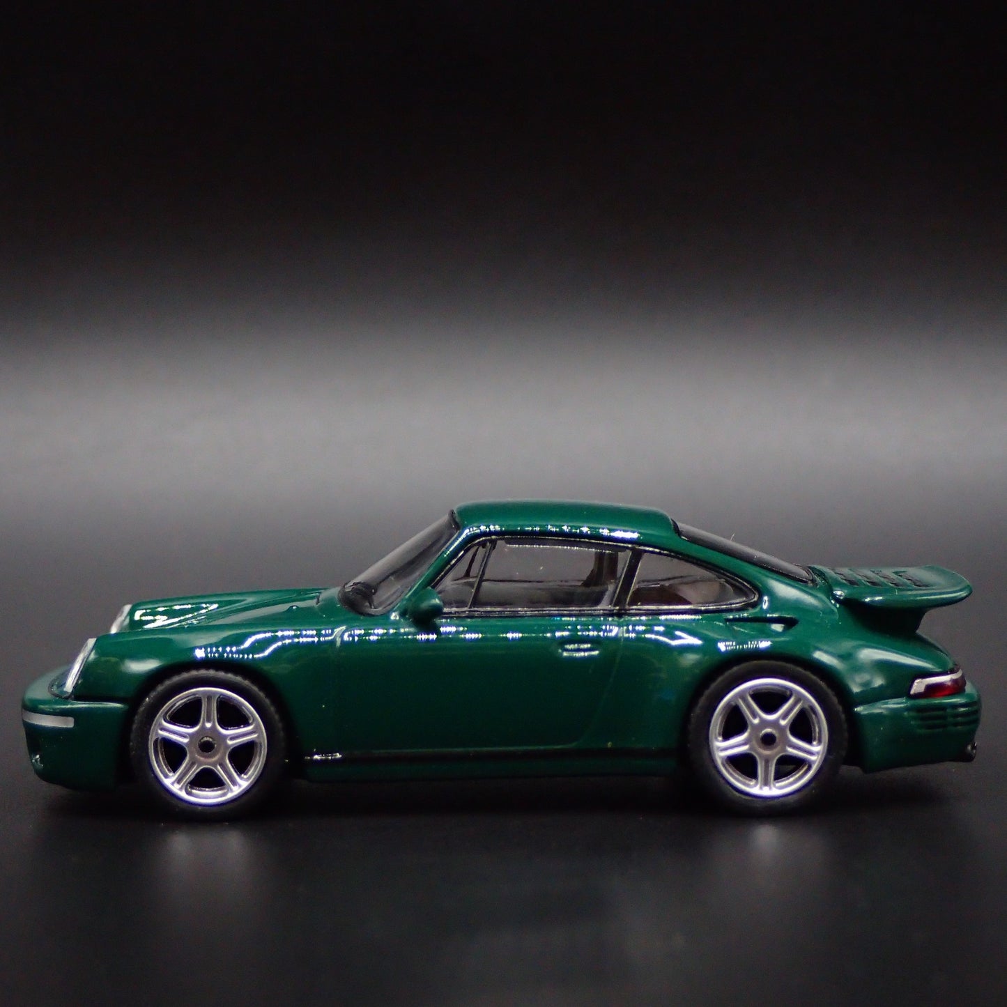 1987-1996 PORSCHE 911 CARRERA  RUF CTR ANNVERSARY 1:64 SCALE DIECAST MODEL CAR