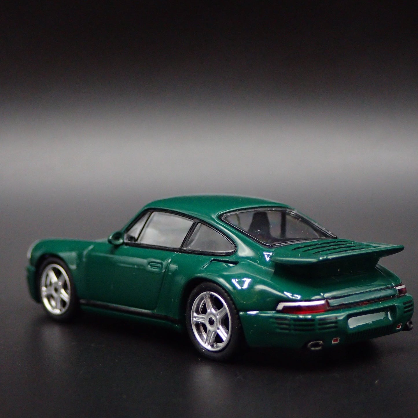1987-1996 PORSCHE 911 CARRERA  RUF CTR ANNVERSARY 1:64 SCALE DIECAST MODEL CAR