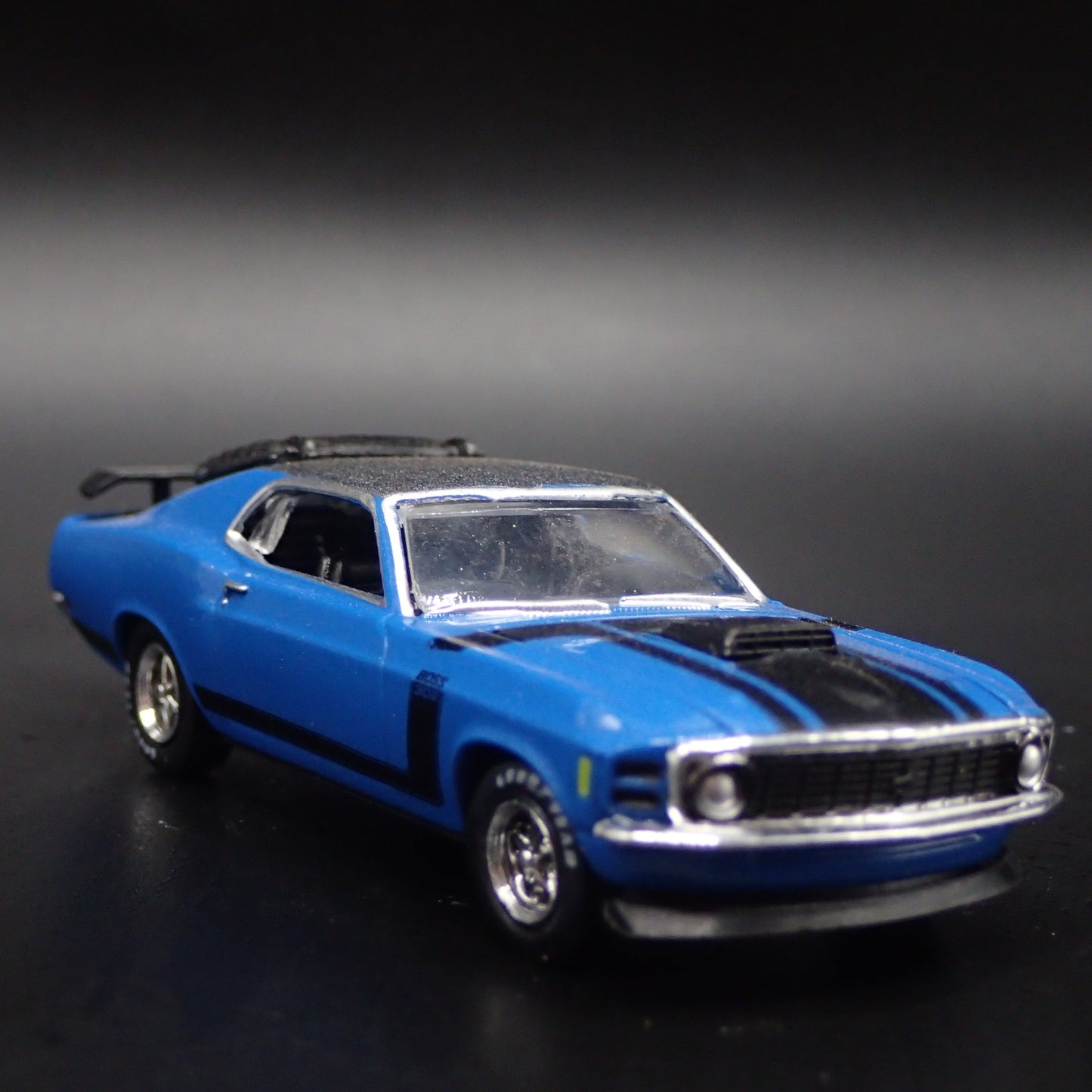 1970 70 FORD MUSTANG FASTBACK BOSS 302 PROJECT CAR 1/64 SCALE DIECAST MODEL CAR