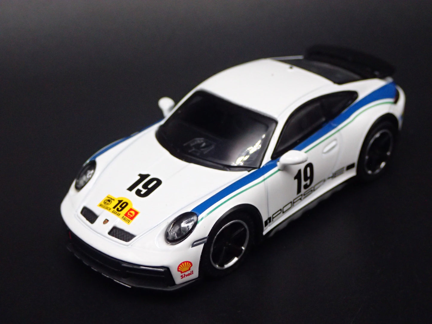 PORSCHE 911 DAKAR RALLYE OFF ROAD WHITE 1/64 SCALE COLLECTIBLE DIECAST MODEL CAR