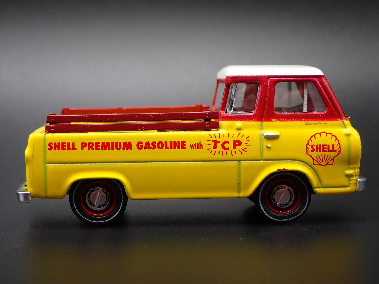 1965 65 FORD ECONOLINE PICKUP TRUCK SHELL YELLOW 1:64 SCALE DIECAST MODEL CAR