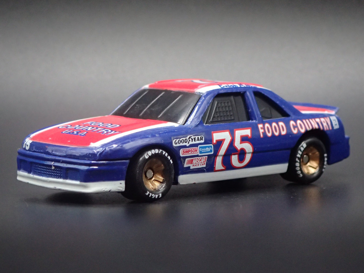 1992 92 OLDSMOBILE CUTLASS 75 BUTCH MILLER NASCAR 1:64 SCALE DIECAST MODEL CAR