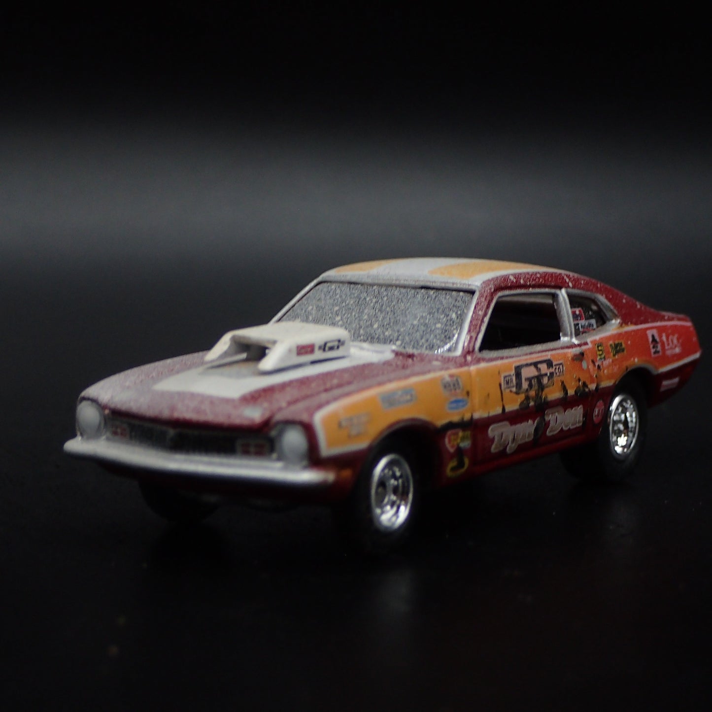 1970 70 FORD MAVERICK MR GASKET CO DON NICHOLSON 1:64 SCALE DIECAST MODEL CAR
