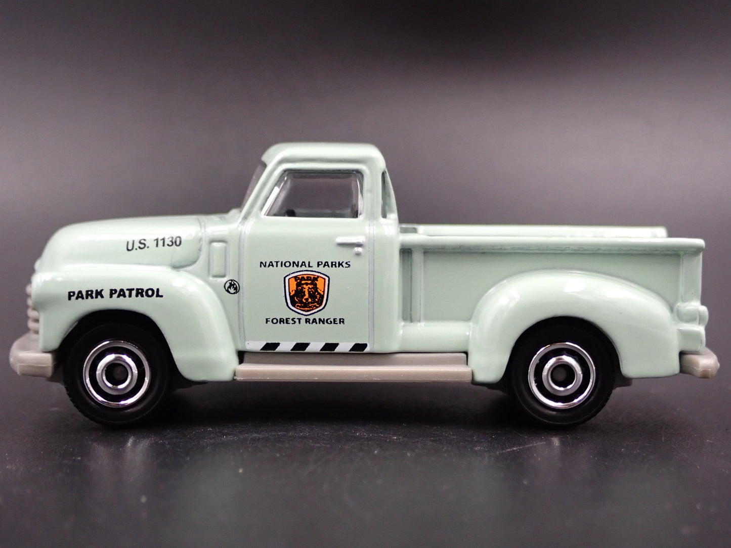 1947-1953 CHEVY CHEVROLET 3100 TRUCK FOREST RANGER 1:64 SCALE DIECAST MODEL CAR