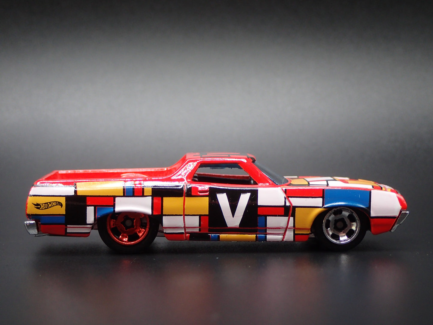 1972 72 FORD RANCHERO PICKUP TRUCK RED 1/64 SCALE DIORAMA DIECAST MODEL CAR