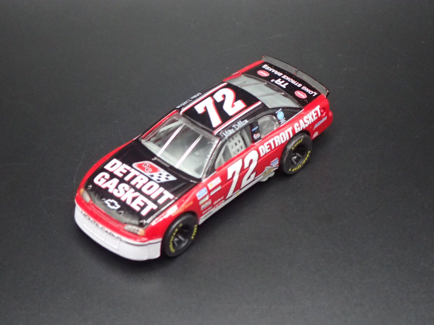 1997 97 CHEVY MONTE CARLO 72 MIKE DILLON NASCAR 1:64 SCALE DIECAST MODEL CAR