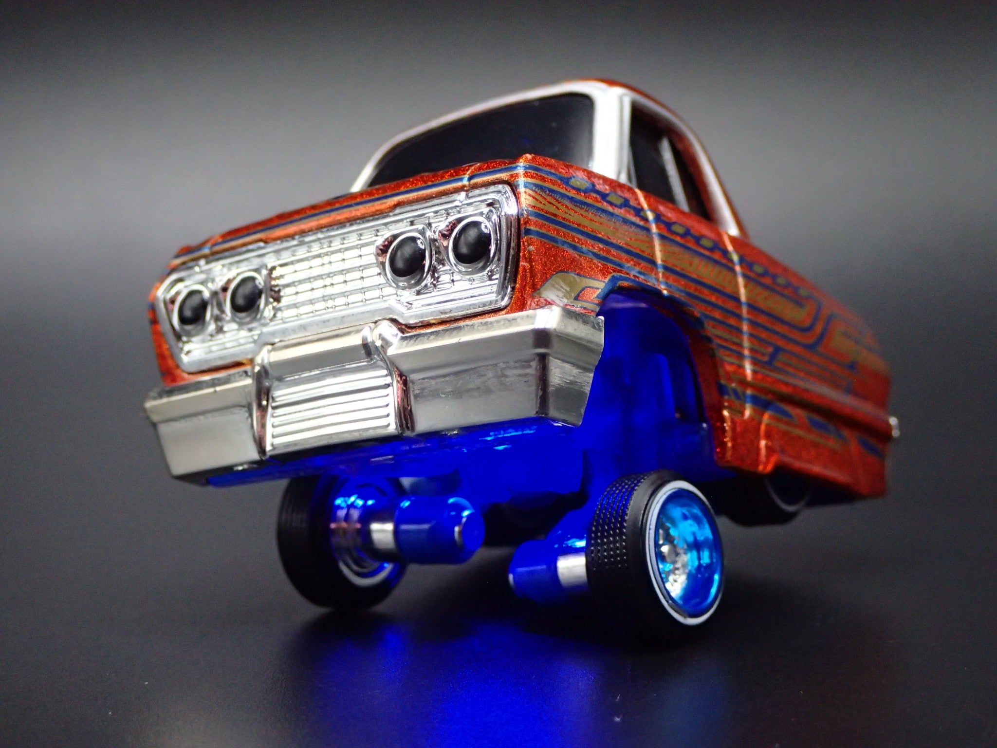 Car Tuned Lowriders ローライダー8台コンプリート セット CarTuned / カーチューンド Lowriders Show Glow Series2 1/64