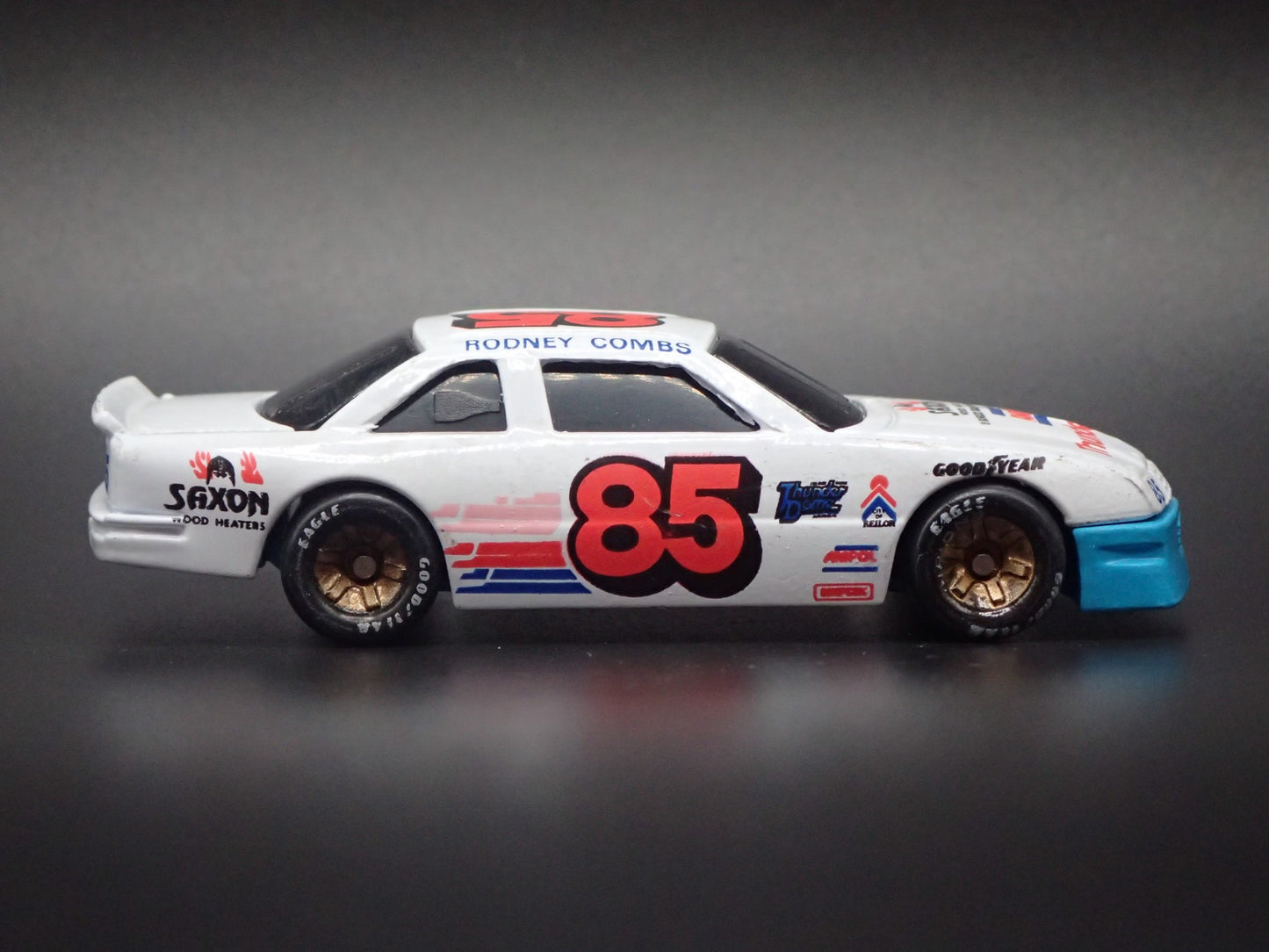 1991 91 CHEVY LUMINA 85 RODNEY COMBS NASCAR 1:64 SCALE COLLECTIBLE DIECAST CAR