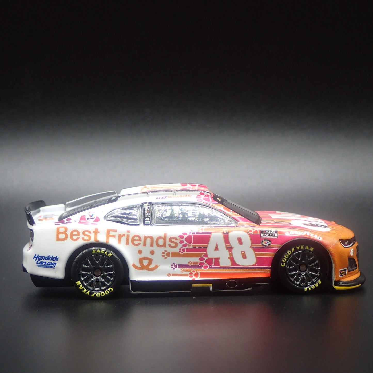 2023 CHEVY CAMARO ZL1 #48 ALEX BOWMAN ALLY BEST FRIENDS NASCAR 1:64 DIECAST CAR