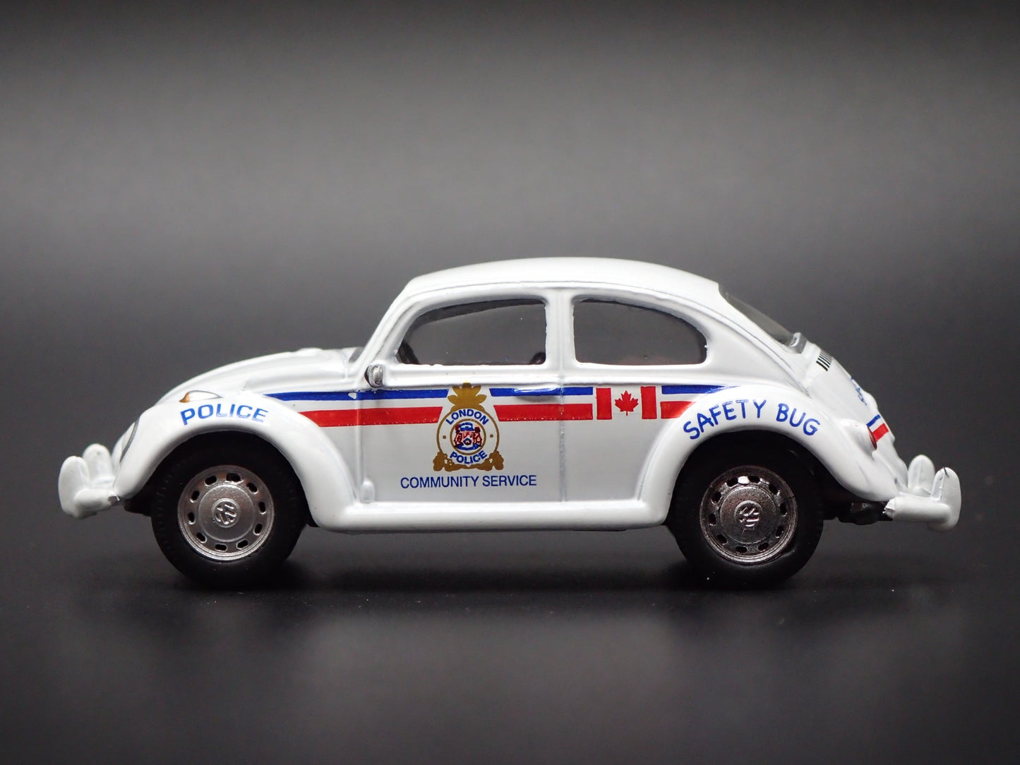 1960-1967 VW VOLKSWAGEN CLASSIC BEETLE BUG POLICE 1:64 SCALE DIECAST MODEL CAR