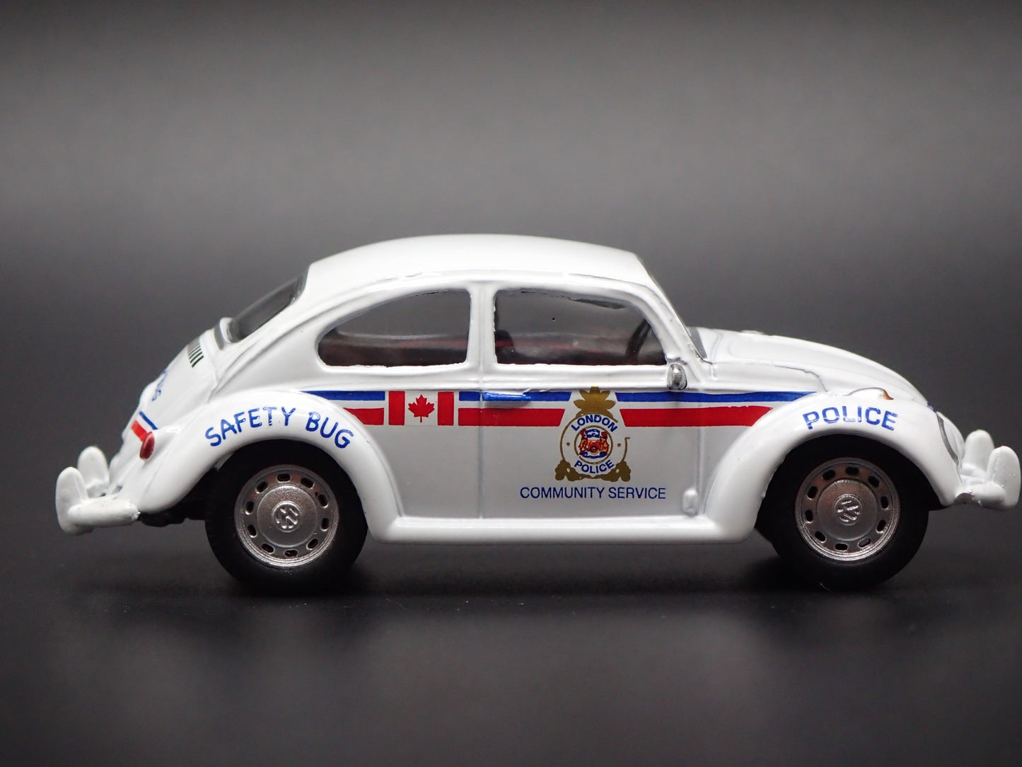1960-1967 VW VOLKSWAGEN CLASSIC BEETLE BUG POLICE 1:64 SCALE DIECAST MODEL CAR